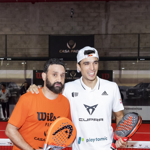 Exclusif - Cyril Hanouna, Ale Galan (N°1 mondial de Padel) - Soirée de matchs d'exhibition de Padel au club "Casa Padel" à Saint-Denis le 17 mars 2022. © Jack Tribeca/Bestimage 