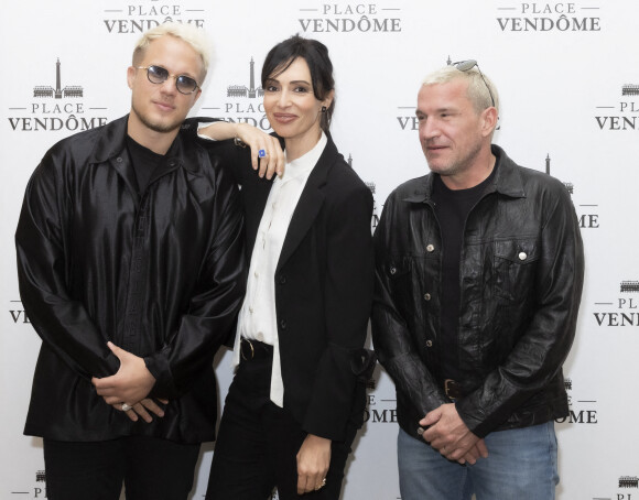 Exclusif - Guillaume Genton, Géraldine Maillet, Benjamin Castaldi - Présentation à l'Hotel Ritz, de la collection de Joaillerie de la marque Place Vendôme, dessinée par G.Maillet à Paris le 9 mars 2022. © Jack Tribeca / Bestimage 