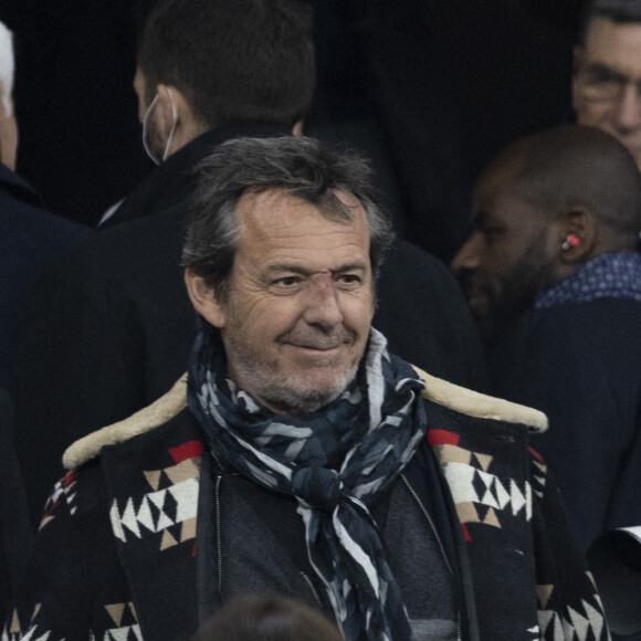 Jean-Luc Reichmann assiste à la rencontre de rugby opposant la France à l'Angleterre, au stade de France, dans le cadre du Tournoi des Six Nations. Saint-Denis, le 19 mars 2022. © Cyril Moreau/Bestimage