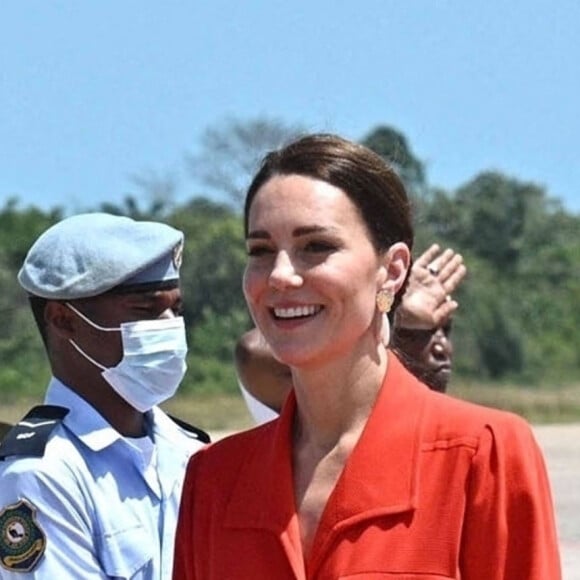 Le prince William et Kate Middleton quittent Belize pour rejoindre la Jamaïque, le 22 mars 2022.