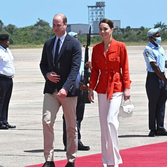 Le prince William et Kate Middleton quittent Belize pour rejoindre la Jamaïque, le 22 mars 2022.