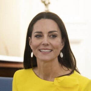 Le prince William et Kate Middleton en visite à King's House, la résidence officielle de Sir Patrick Allen et de son épouse Patricia Allen. Kingston, le 22 mars 2022.