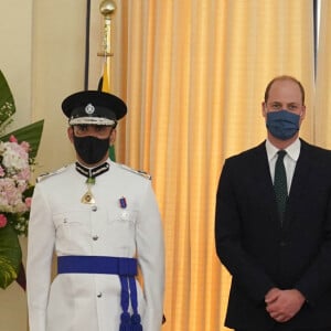 Le prince William et Kate Middleton en visite à King's House, la résidence officielle de Sir Patrick Allen et de son épouse Patricia Allen. Kingston, le 22 mars 2022.