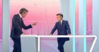 Emmanuel Macron défend son programme sur le plateau de M6 et du 19.45 face au présentateur Xavier de Moulins.