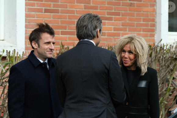 Emmanuel Macron, président de la République française, sa femme la Première Dame Brigitte et Franck Touboul (CRIF) lors de la commémoration présidentielle du 10ème anniversaire des attentats de Toulouse et Montauban.