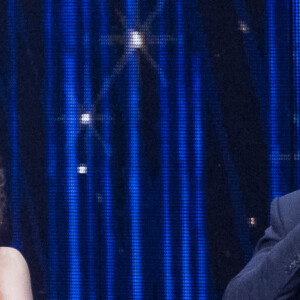 Anne Sila, Vincent Niclo - Enregistrement de l'émission "Les stars chantent pour le Sidaction - 40 ans de chansons de Céline Dion" au Palais des Sports à Paris. Le 16 mars 2022 © Cyril Moreau-Coadic Guirec / Bestimage