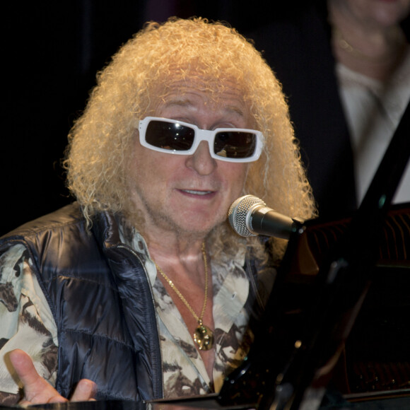 Michel Polnareff - Inauguration du centre culturel Michel Polnareff à Fontenay-Trésigny le 25 novembre 2016