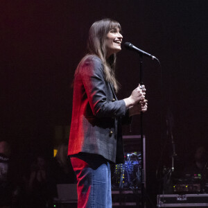 Clara Luciani - XVème gala pour la Fondation Recherche Alzheimer à l'Olympia à Paris le 14 mars 2022. © Jack Tribeca/Bestimage 