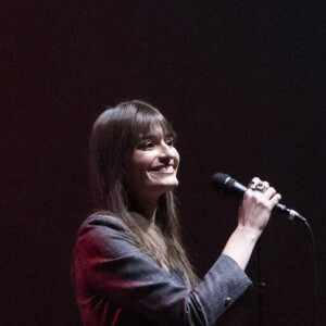 Clara Luciani - XVème gala pour la Fondation Recherche Alzheimer à l'Olympia à Paris le 14 mars 2022. © Jack Tribeca/Bestimage 