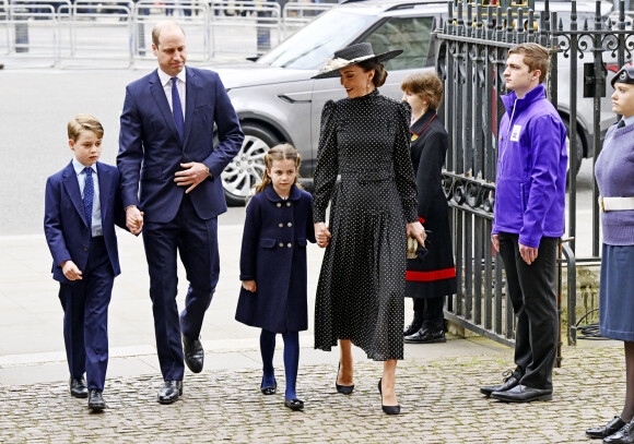 Le prince William, duc de Cambridge, et Catherine (Kate) Middleton, duchesse de Cambridge, Le prince George de Cambridge et la princesse Charlotte de Cambridge - Service d'action de grâce en hommage au prince Philip, duc d'Edimbourg, à l'abbaye de Westminster à Londres, le 29 mars 2022.