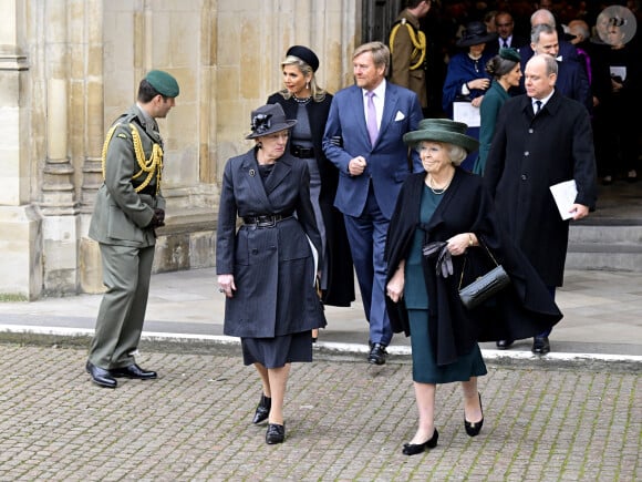 La reine Margrethe II de Danemark et La princesse Beatrix des Pays-Bas - Service d'action de grâce en hommage au prince Philip, duc d'Edimbourg, à l'abbaye de Westminster à Londres, le 29 mars 2022.