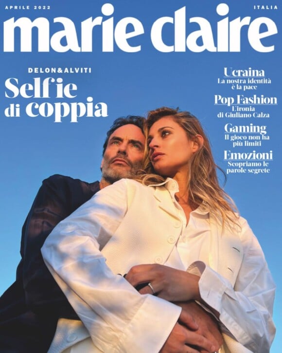 Anthony Delon et sa compagne Sveva Alviti en couverture du magazine "Marie Claire Italia", avril 2022.