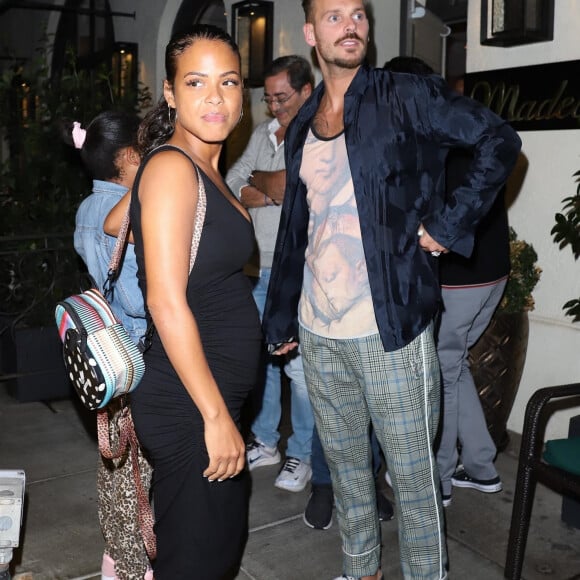 Christina Milian, enceinte, son compagnon Matt Pokora sont allés dîner dans le restaurant Madeo à Beverly Hills, le 8 août 2019