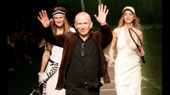 Jean-Paul Gaultier : L'enfant terrible de la mode vous embarque dans les coulisses de son défilé...