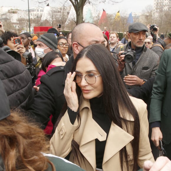 Demi Moore - Arrivées au défilé de mode automne-hiver 2022/2023 "Chloé" lors de la fashion week de Paris. Le 3 mars 2022. © Christophe Aubert via Bestimage