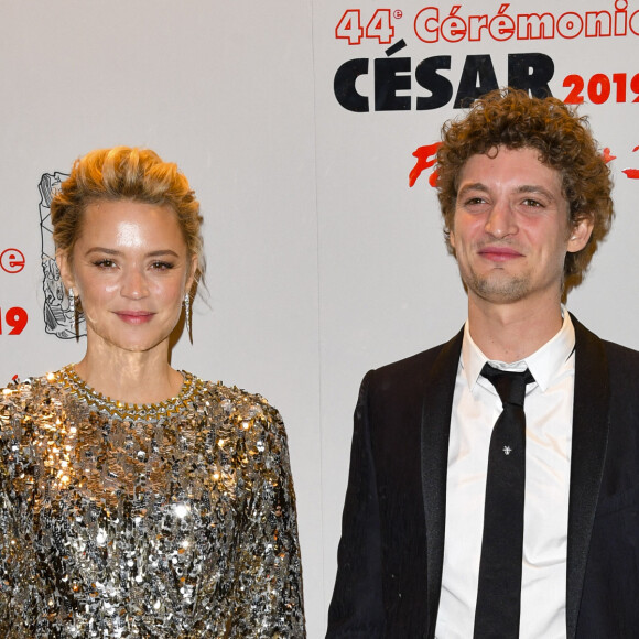 Virginie Efira et Niels Schneider - Photocall du dîner de la 44ème cérémonie des César au Fouquet's à Paris. Le 22 février 2019 © Pierre Perusseau / Bestimage 