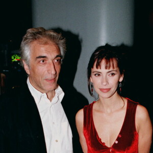 Archives : Mathilda May et Gérard Darmon à la première du film "Héroïnes"