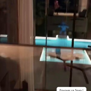 Une maison "de dingue" : Thomas Vergara dévoile des images de sa luxueuse villa avec Nabilla