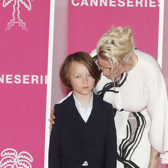 Léon Durieux, Louane Emera - 5ème saison du festival International des Séries "Canneseries" à Cannes, France, le 3 avril 2022.