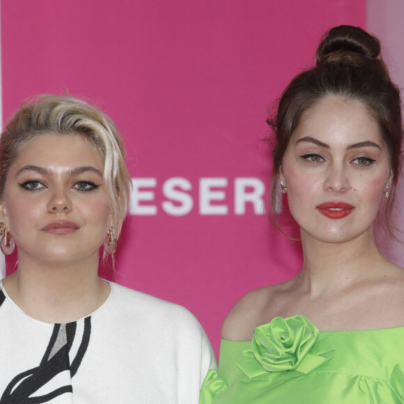 Louane Emera, Marie-Ange Casta - 5ème saison du festival International des Séries "Canneseries" à Cannes, France, le 3 avril 2022