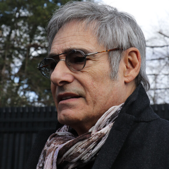 Gérard Lanvin à l'enregistrement de l'émission "Vivement dimanche " à Paris le 19 février 2020.