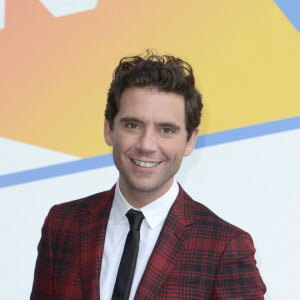 Photocall avec le chanteur Mika pour l'émission de télévision "Stasera Casa Mika" à Milan le 27 octobre 2017. 