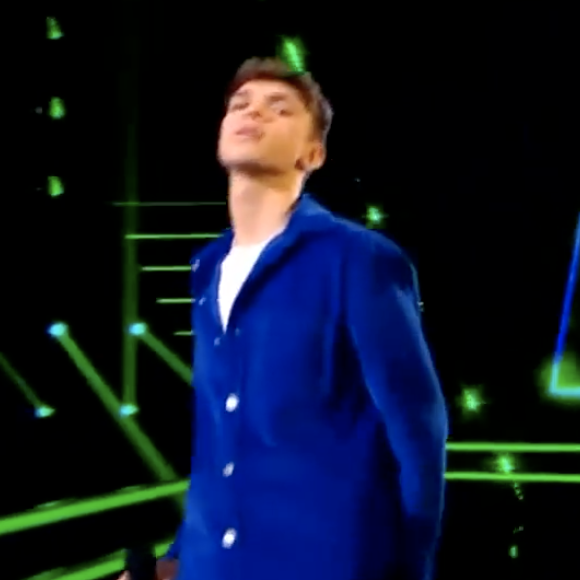 Gautier et Charles de l'équipe de Vianney s'affrontent lors des battles de "The Voice 11" - Émission du 9 avril 2022, TF1