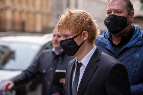 Ed Sheeran quitte le Rolls Building lors d'un procès devant la Haute Cour concernant les droits d'auteur de sa chanson Shape Of You à Londres le 15 mars 2022. © Tayfun Salci/ZUMA Press Wire / Bestimage 