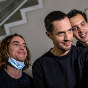 Ben Mazué, Grand Corps Malade (Victoire de la chanson originale), Gaël Faye - Backstage de la 36ème édition des Victoires de la Musique à la Seine Musicale à Boulogne-Billancourt, France, le 12 février 2021. © Cyril Moreau/Bestimage 