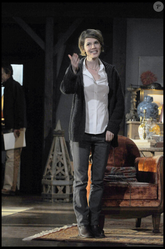 Irène Jacob lors de la pré-représentation de la pièce Je l'aimais, mise en scène par Patrice Leconte, le 19 janvier 2010