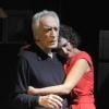 Gérard Darmon et Noémie Kocher lors de la pré-représentation de la pièce Je l'aimais, mise en scène par Patrice Leconte, le 19 janvier 2010