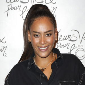 Amel Bent - Photocall - Concert caritatif "Leurs Voix pour l'Espoir" au profit de la recherche contre le cancer du pancréas, créé et présenté par L. Cholewa à l'Olympia à Paris, le 7 octobre 2019. © Marc Ausset-Lacroix - Pierre Perusseau / Bestimage