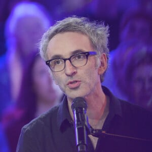 Vincent Delerm - Enregistrement de l'émission "Vivement Dimanche" à Paris le 19 novembre 2014.