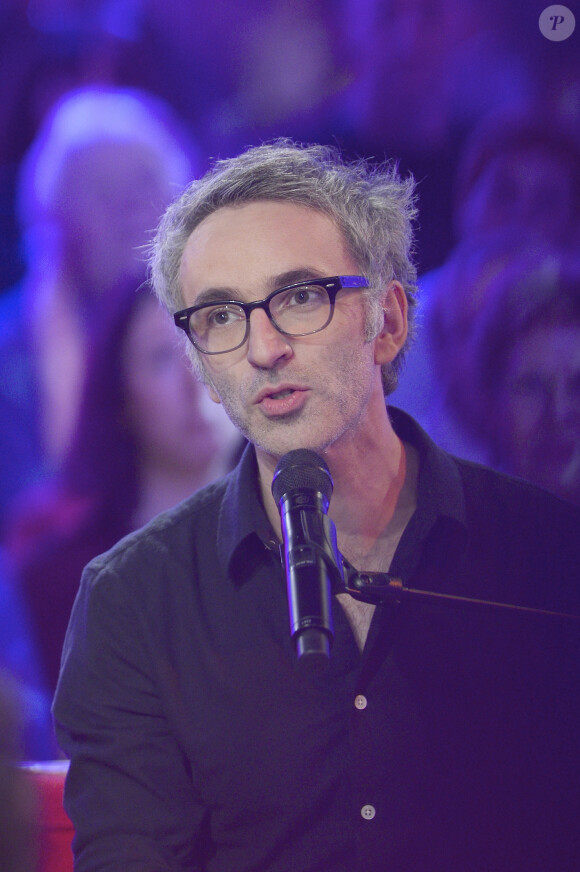 Vincent Delerm - Enregistrement de l'émission "Vivement Dimanche" à Paris le 19 novembre 2014.