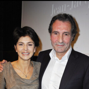 Jean-Jacques Bourdin et sa femme Anne Nivat - Prix du meilleur intervieweur 2010 à Paris