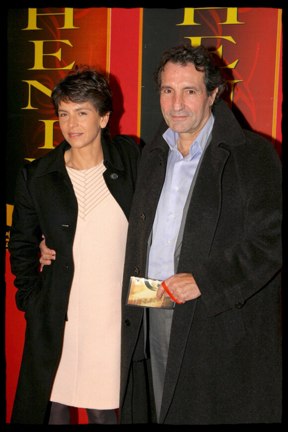 Jean-Jacques Bourdin et sa femme Anne Nivat - Générale du Cirque Phénix à Paris en 2009