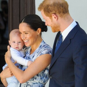 Le prince Harry et Meghan Markle avec leur fils Archie ont rencontré l'archevêque Desmond Tutu et sa femme à Cape Town, Afrique du Sud.