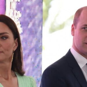 Le prince William, duc de Cambridge, et Catherine (Kate) Middleton, duchesse de Cambridge, visitent l'école primaire Sybil Strachan à Nassau aux Bahamas, le 25 mars 2022. Le duc et la duchesse de Cambridge visitent le Belize, la Jamaïque et les Bahamas au nom de sa Majesté la reine à l'occasion du jubilé de platine. 