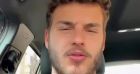 Simon Castaldi très énervé après qu'on ait rayé sa voiture - Instagram
