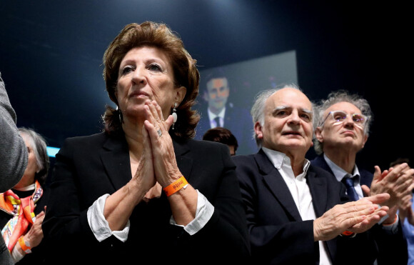 Exclusif - Les parents de Emmanuel Macron, Françoise Noguès et Jean-Michel Macron - Le président de la République française et candidat du parti centriste La République en marche (LREM) à la réélection, a effectué son premier grand meeting de campagne à La Défense Arena à Nanterre le 2 avril 2022