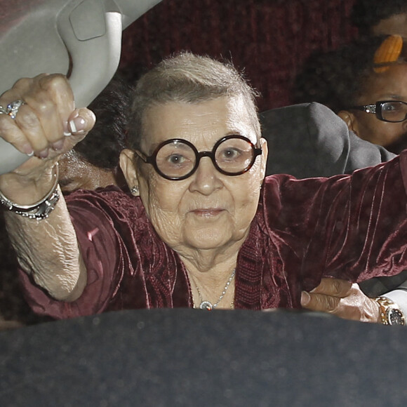 La mère de Johnny Depp, Betty Sue Palmer, quitte la fête de fiançailles de Johnny et Amber Heard à Los Angeles, CA, USA, en 2014. Photo by GSI/ABACAPRESS.COM