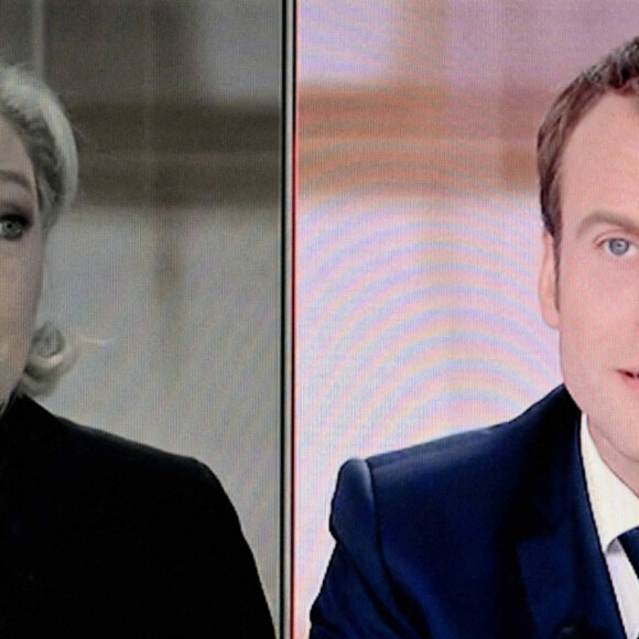 Illustration du débat télévisé entre les deux candidats du second tour de l'élection présidentiel : Emmanuel Macron et Marine Le Pen. Le débat est prévu le 20 avril 2022 à 21h00. © Frédéric Chambert / Panoramic / Bestimage 