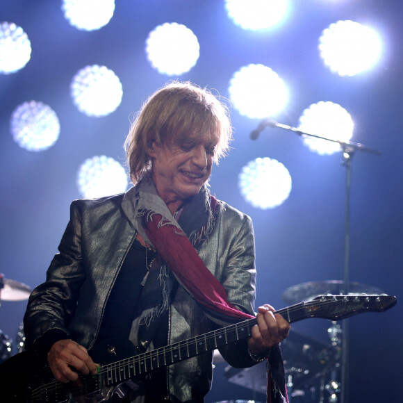 Concert des "Insus" à Bordeaux, retour du groupe "Téléphone" sur scène avec Jean-Louis Aubert, Louis Bertignac, et Richard Kolinka à Bordeaux le 18 mai 2016. © Patrick Bernard-Quentin Salinier / Bestimage