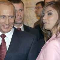 Vladimir Poutine : Sa compagne réapparaît... le visage transformé