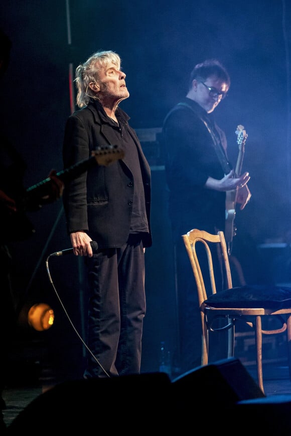 Le chanteur belge Arno en concert à Oostende (Belgique), le 24 février 2022. 