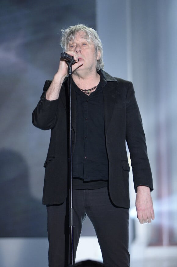 Le chanteur Arno - Enregistrement de l'émission "Vivement Dimanche" à Paris le 3 décembre 2014.