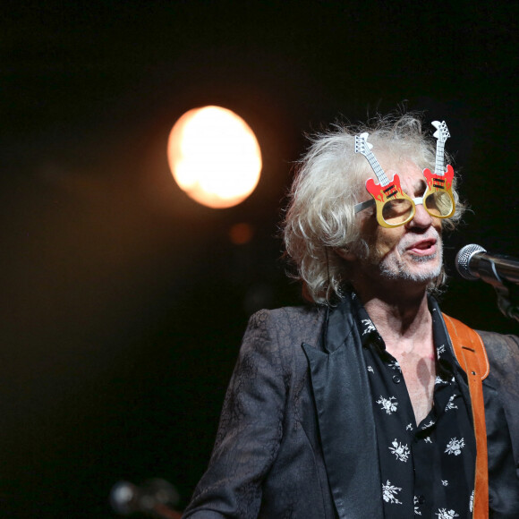 Louis Bertignac - Les Aventuriers d'un Autre Monde en concert au Casino Barrière à Lille. Le 21 avril 2022
