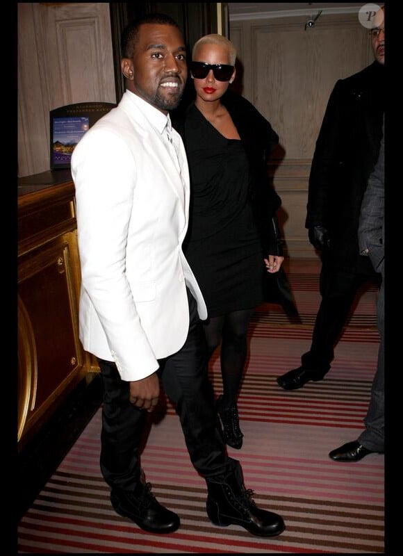 Kanye West et Amber Rose au défilé Givenchy à Paris le 26 janvier 2010