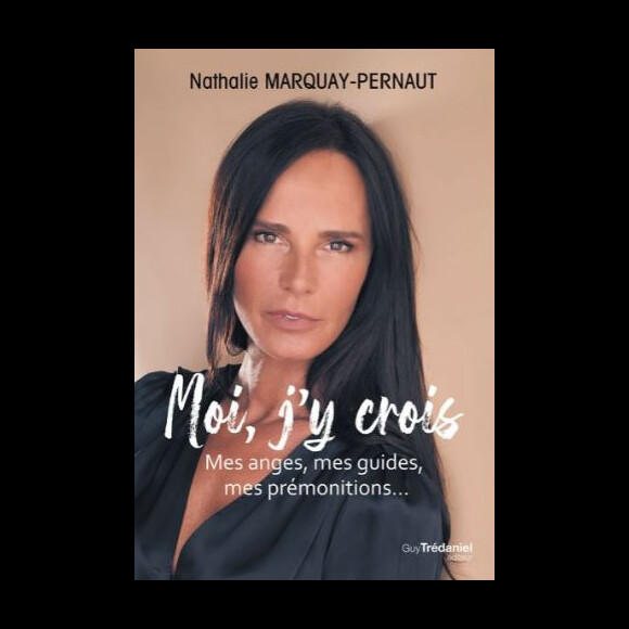 Couverture du livre "Moi j'y crois" de Nathalie Marquay