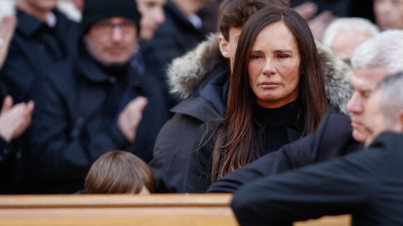 Nathalie Marquay radieuse et souriante après le drame : apparition remarquée à l'anniversaire de Cauet